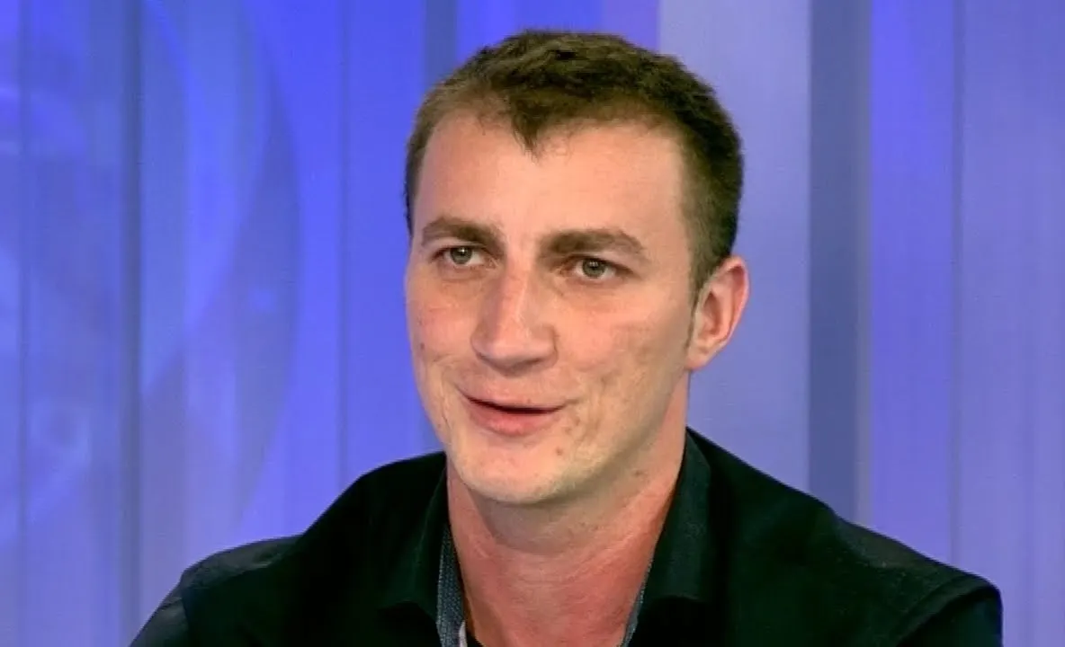 Marian Godină intervine în scadalul bătrânei tratată de polițiștii locali ca ultimul infractor pentru că vindea legume pe trotuar în zona Dorobanți