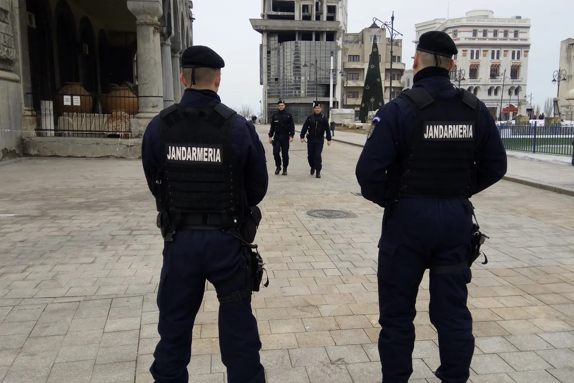 Examenul de Bacalaureat, păzit de jandarmi la Constanța