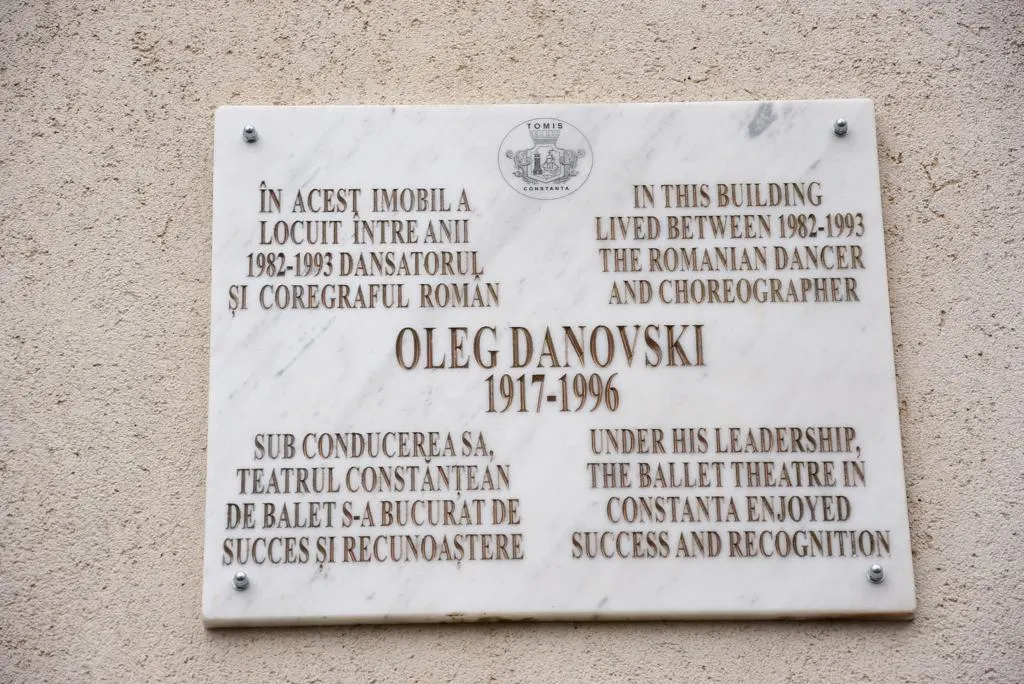 Plachete în memoria unor personalități, montate în mai multe zone din Constanța