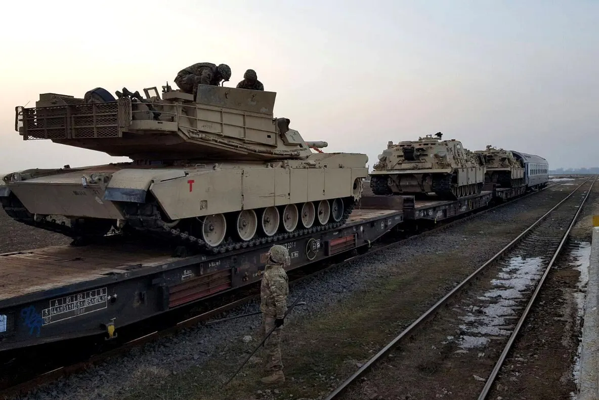 Militari americani, elicoptere, tancuri și blindate vin la Baza militară Mihail Kogălniceanu