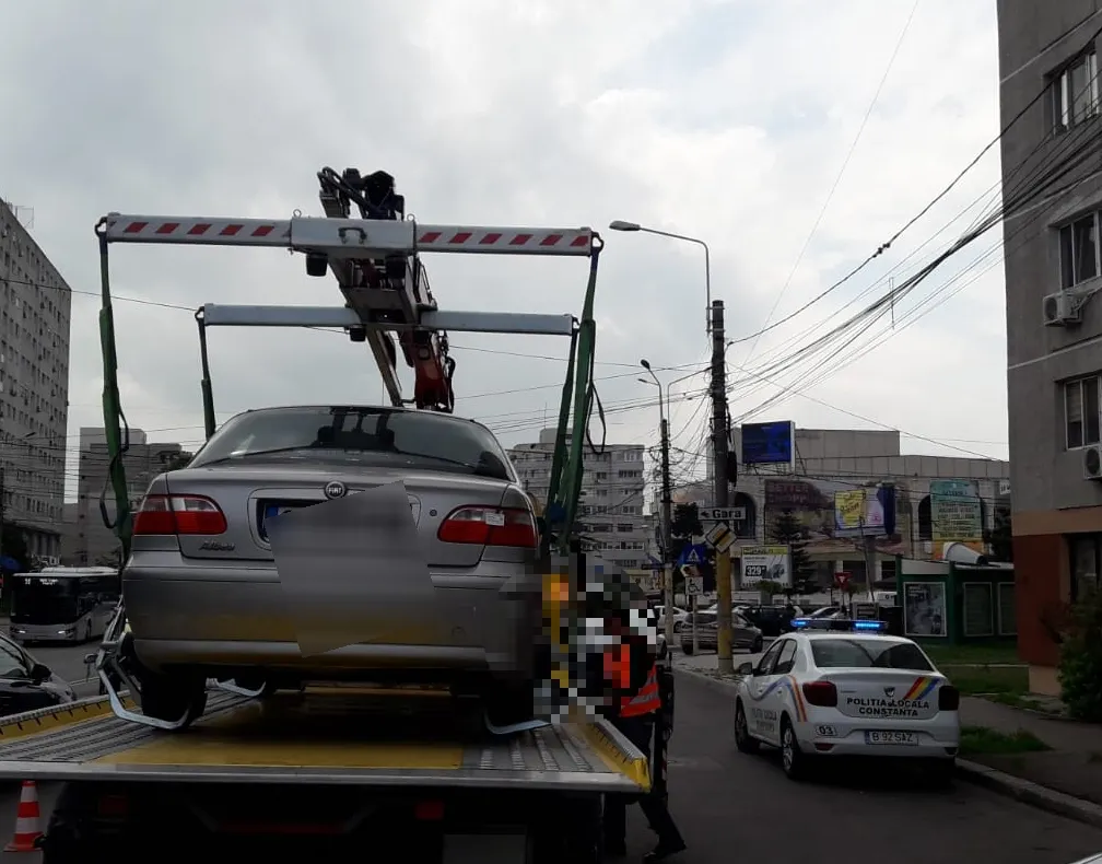 FOTO| Amenzi usturătoare pentru șoferii care parchează neregulamentar