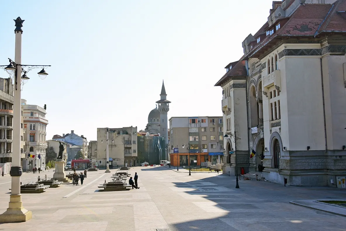 Trafic restricționat în zona Pieței Ovidiu pe perioada week-end-ului