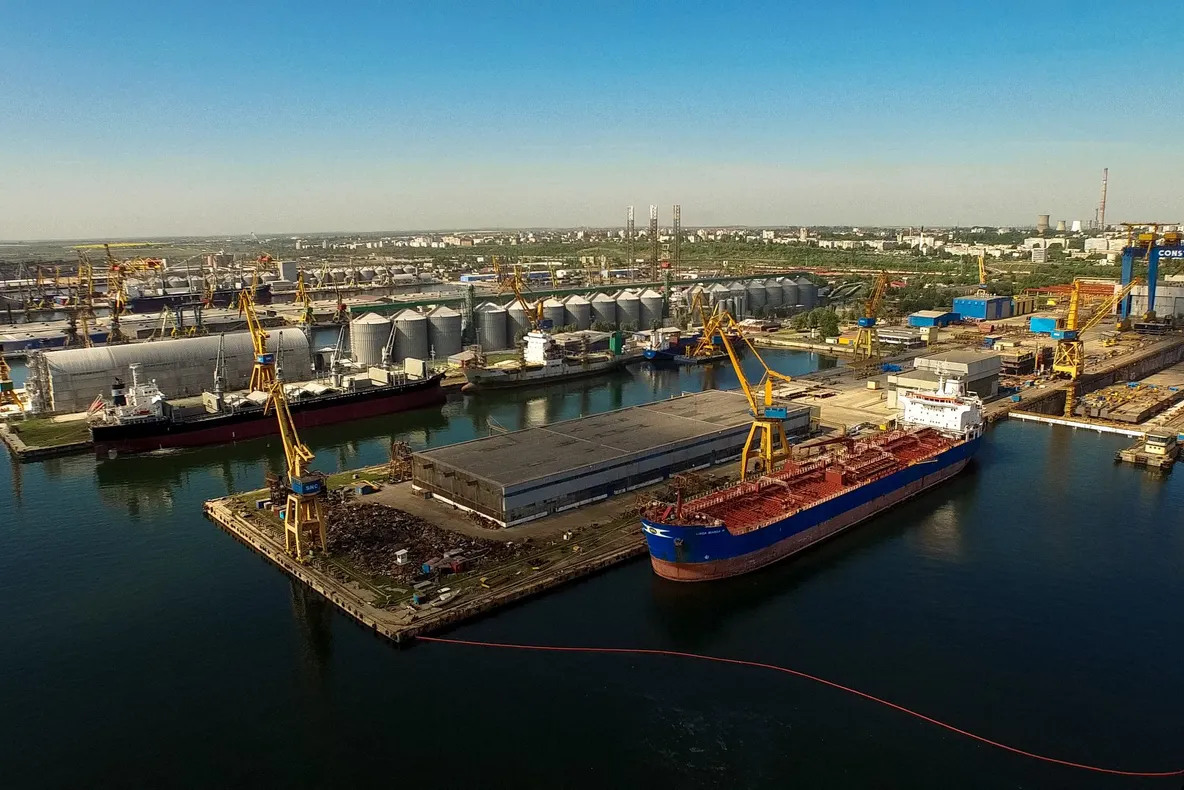 Traficul de mărfuri în porturile maritime românești a crescut cu peste 10 la sută