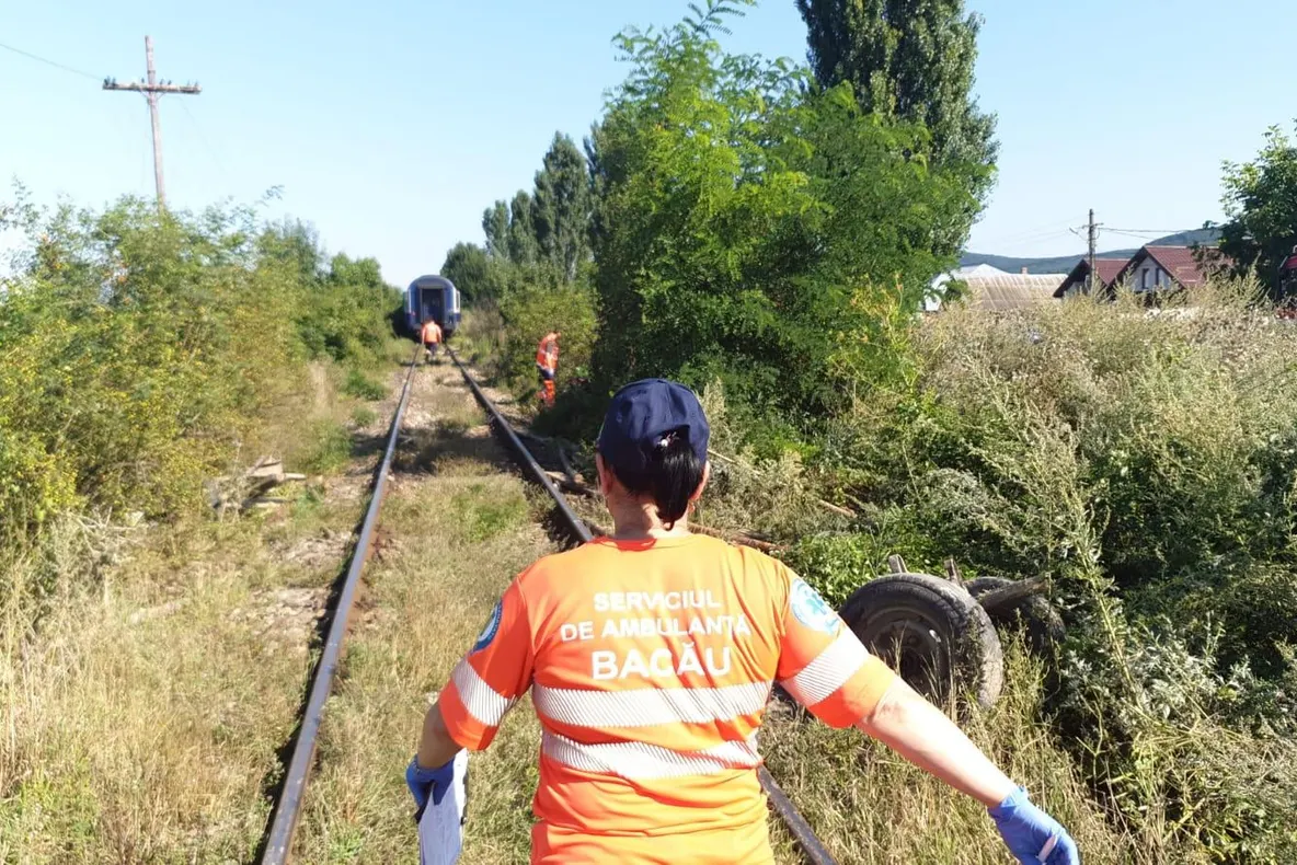 FOTO VIDEO| Alertă la Constanța, locomotivă deraiată