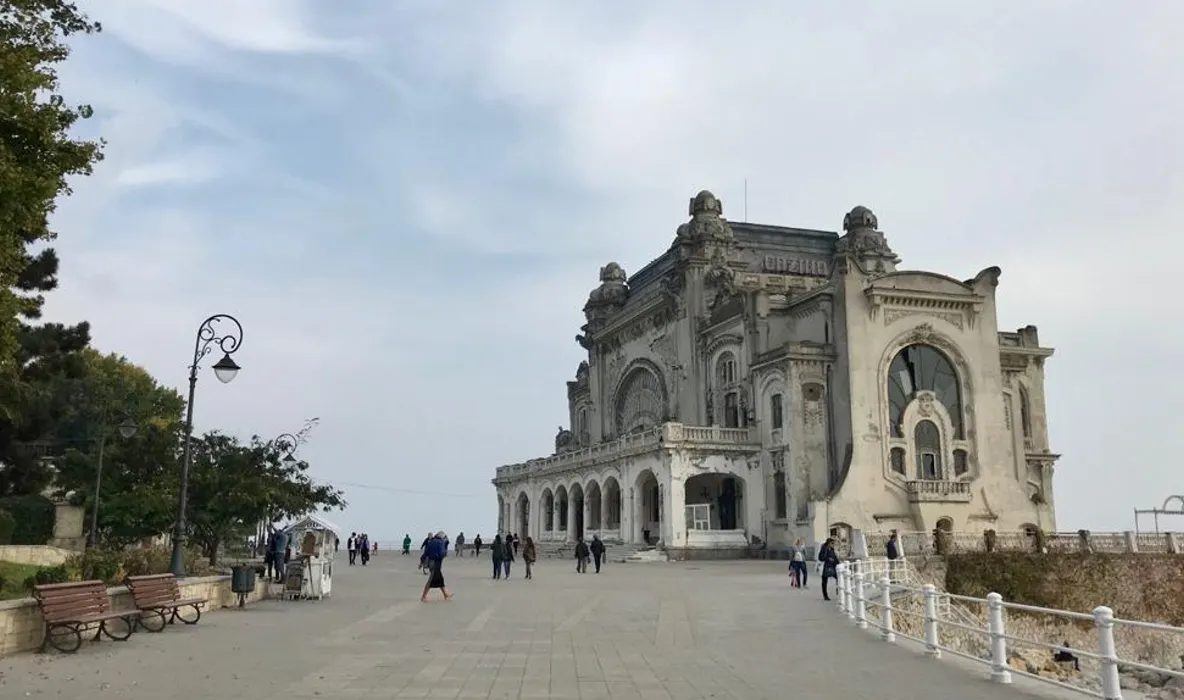 Dăncilă: Mâine, Cazinoul din Constanța va avea garanția că va fi refăcut