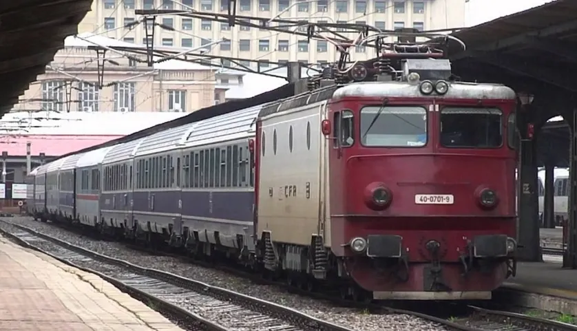 FOTO|Tren care transporta combustibil, deraiat la Constanța