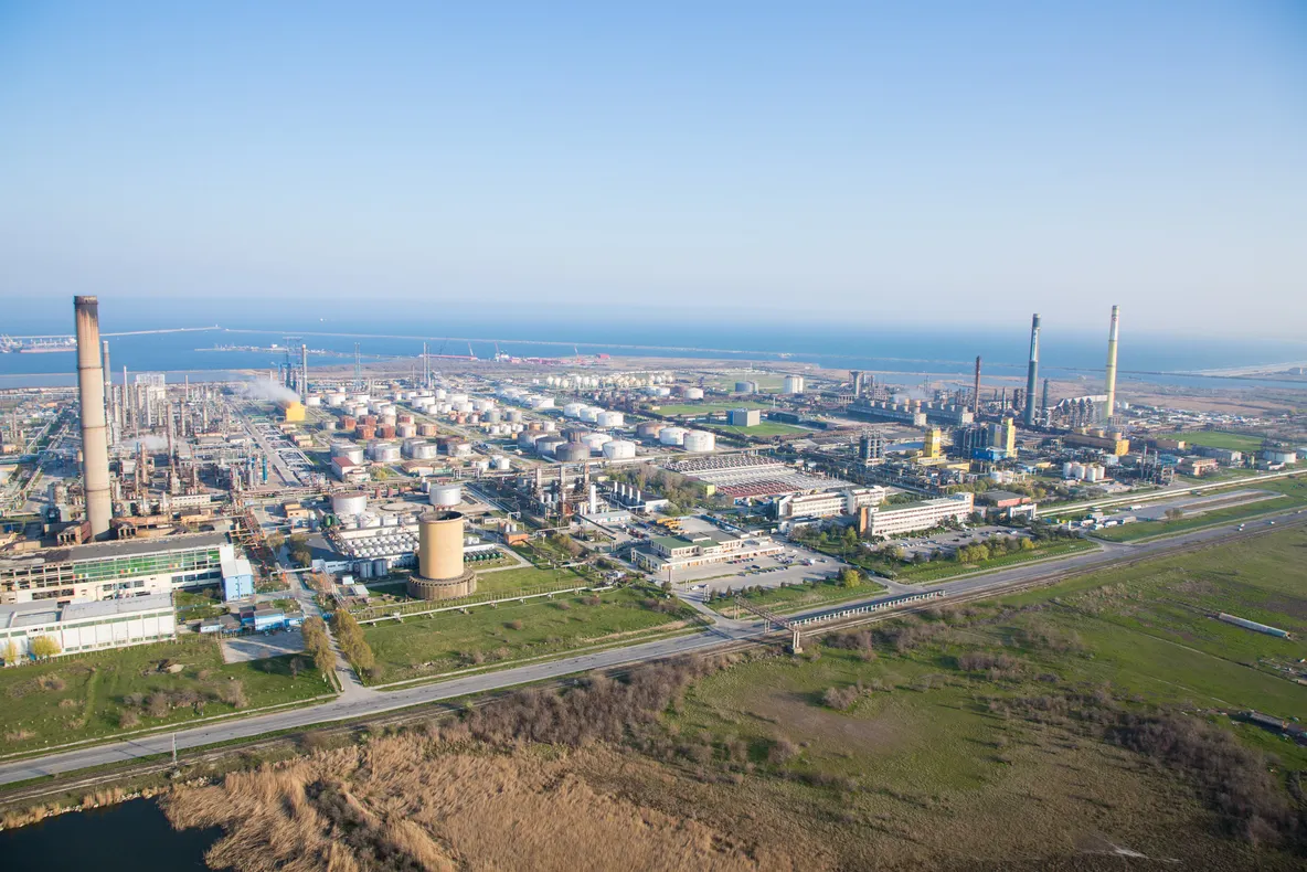 Rompetrol Rafinare, locul 5 într-un top al companiilor din Europa de Sud Est
