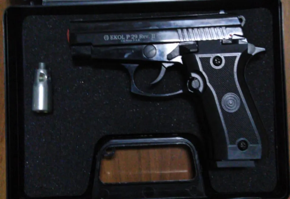Constanțean prins cu pistol la Vama Veche