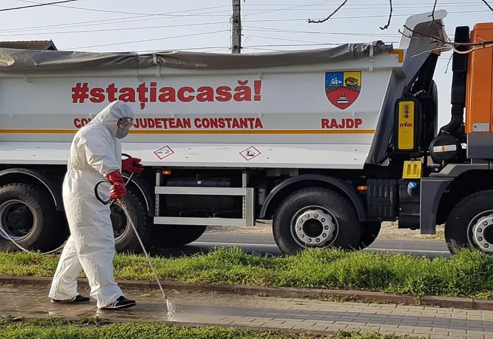FOTO VIDEO| La Constanța a început dezinfecția drumurilor județene