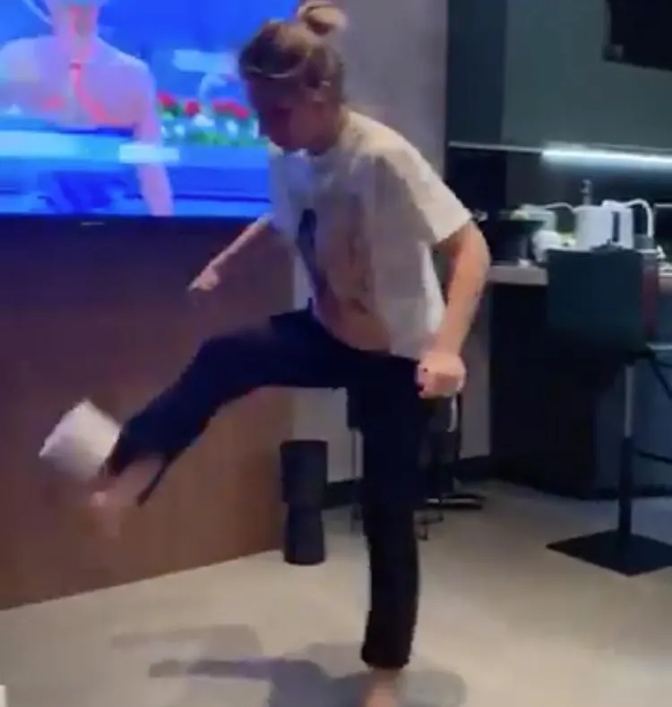 Simona Halep, cea mai bună și la jonglerii
