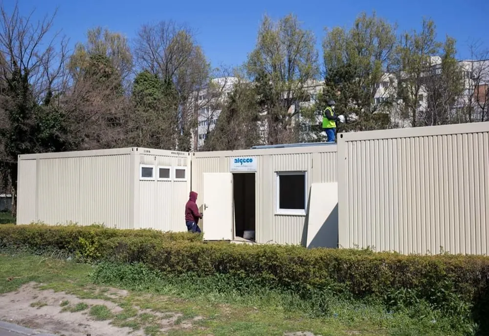 FOTO| Containere  modulare  pentru triajul epidemiologic  amplasate la  Spitalul Clinic Județean de Urgență
