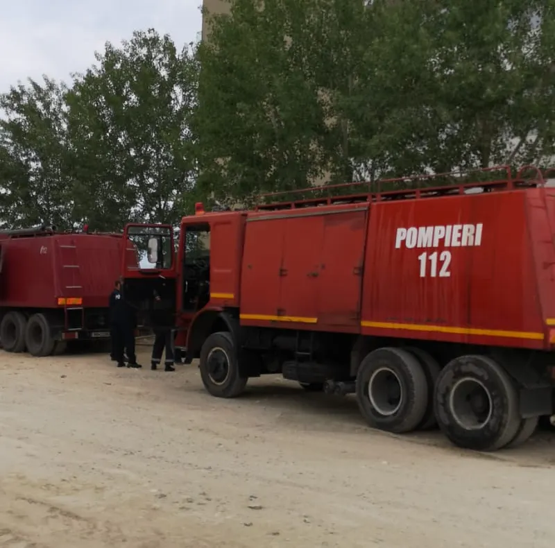 FOTO| Incendiu la un hotel din Mamaia Nord