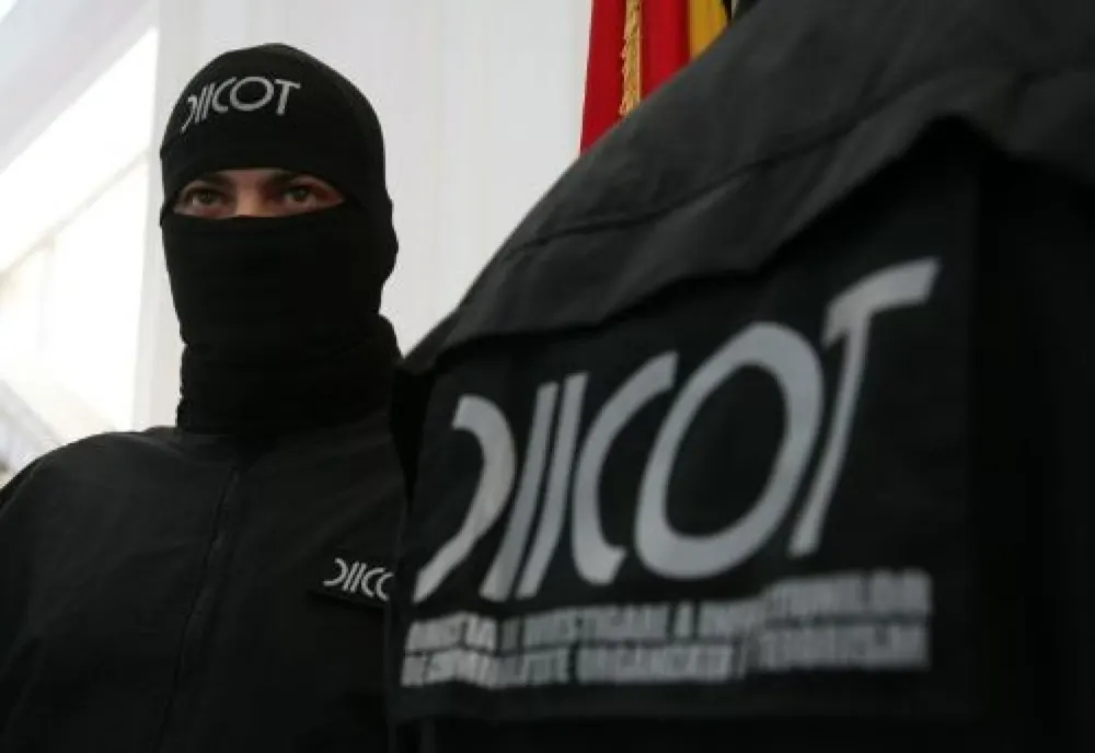 Percheziții la Constanța. Vizate sunt persoanele bănuite de  trafic de minori și proxenetism