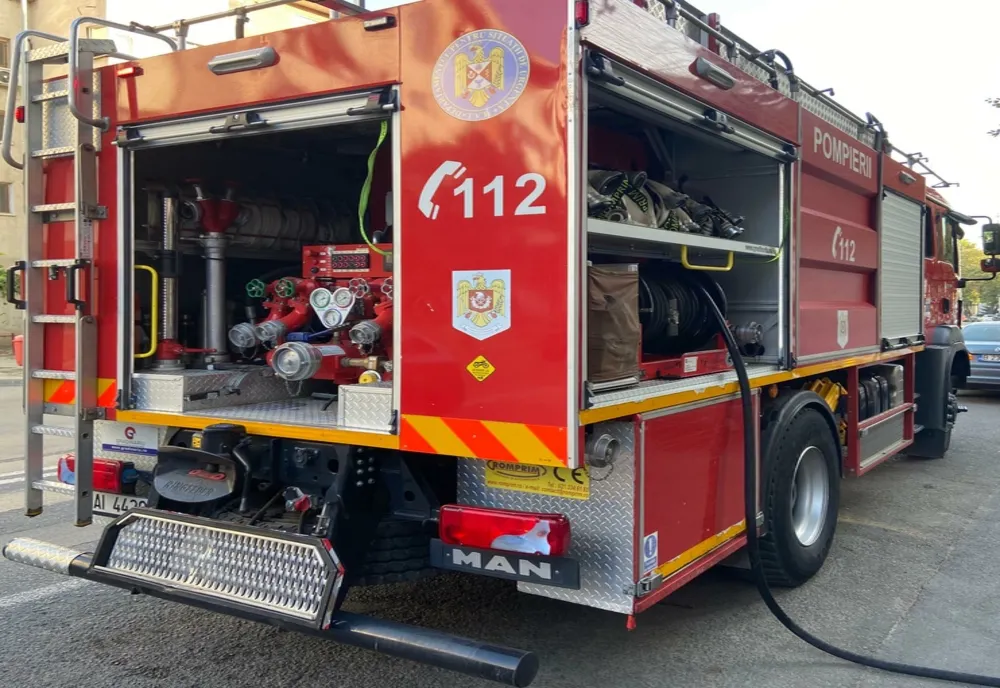 Incendiul la o bancă din Tulcea, provocat de un scurt circuit
