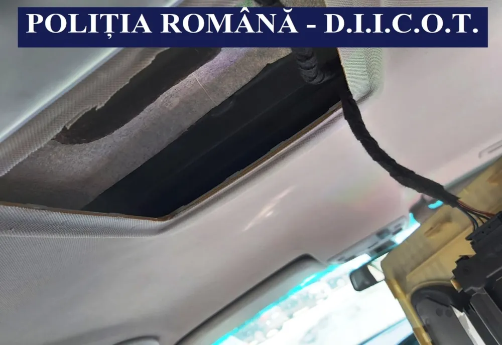 Droguri descoperite într-o mașină pe Autostrada București - Constanța