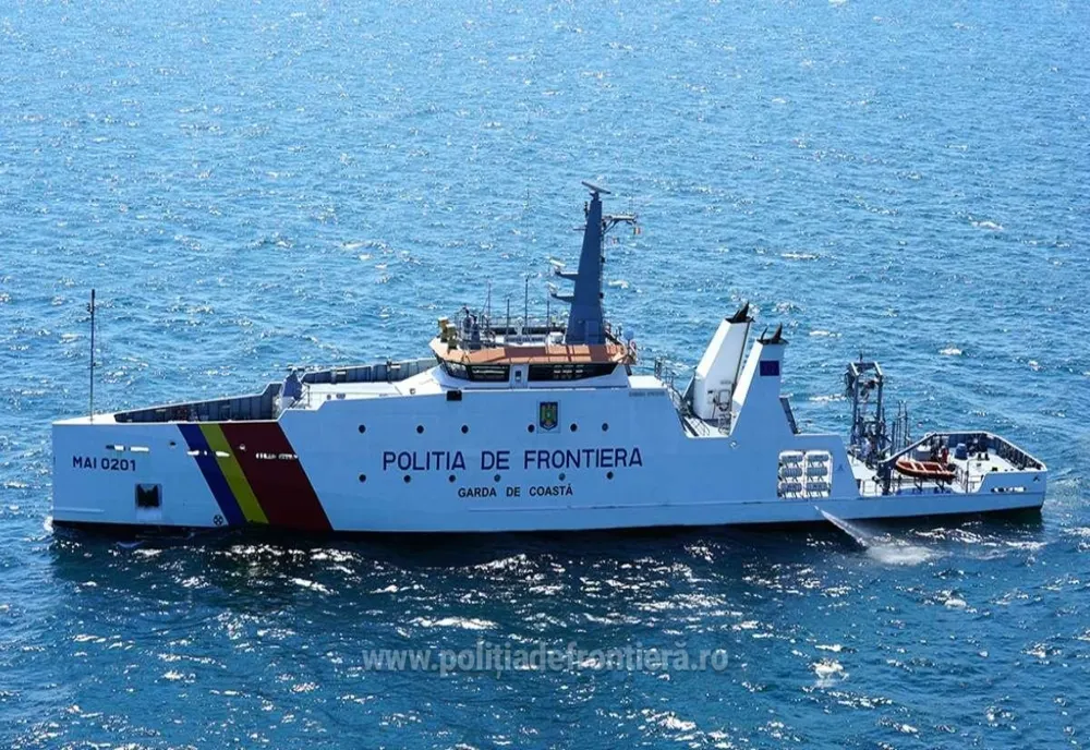 VIDEO Focuri de armă în Marea Neagră. Pescador turcesc depistat în zona economică exclusive a României