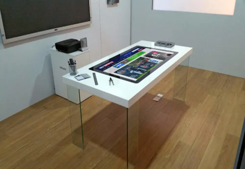 211 table interactive pentru liceenii constănțeni