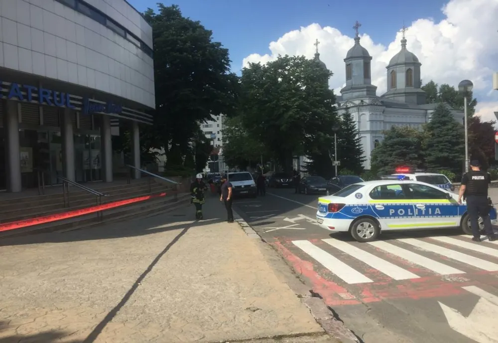 Alertă falsă cu bombă la Teatrul Jean Bart din Tulcea