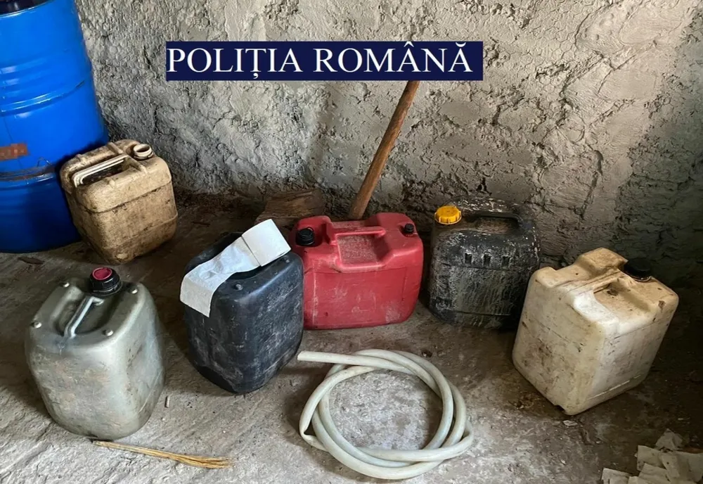 Percheziții la hoții de combustibil. Trei persoane reținute