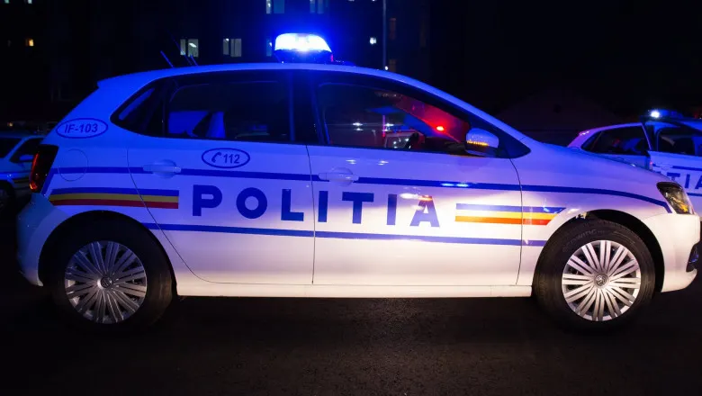 Desfășurare de forțe pentru găsirea unei mame cu trei copii