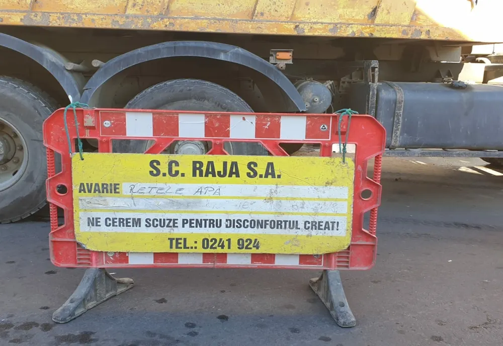 Trafic blocat parțial pe strada Ion Lahovari