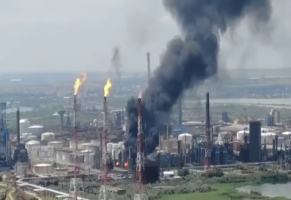 A murit și al doilea bărbat  de la Petromidia, transferat în Germania
