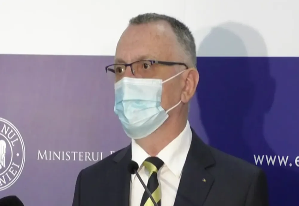Ministrul Educației propune ca școlile să rămână deschise și după depășirea pragului de 6 la mie