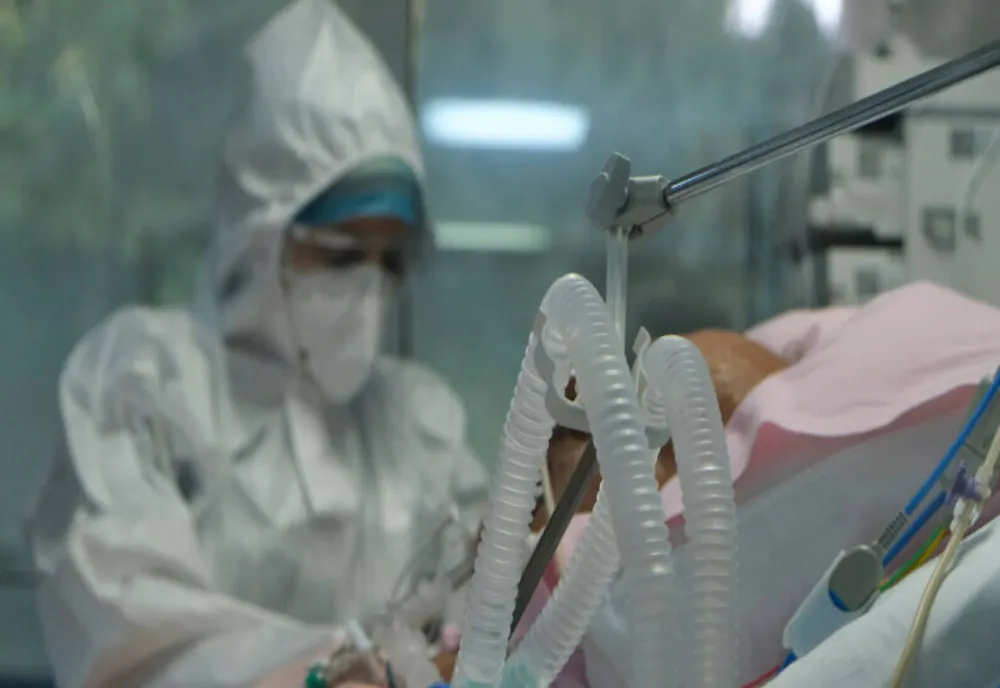 Mărturii cutremurătoare de pe patul din spital - Durere, disperare și teamă, simțite de pacienții Covid-19 din secțiile ATI