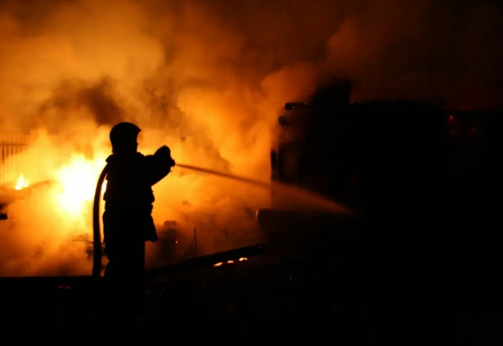 Incendiu violent în Vama Veche