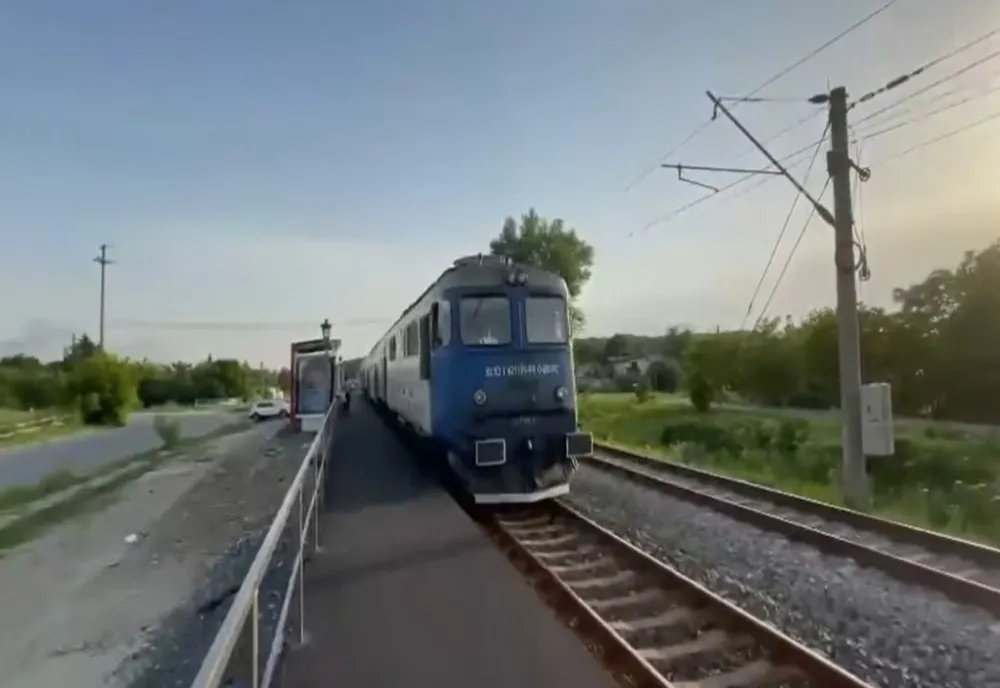 Alertă în Gara Medgidia. 80 de călători au ieşit din vagoane, din cauza unui fum dens