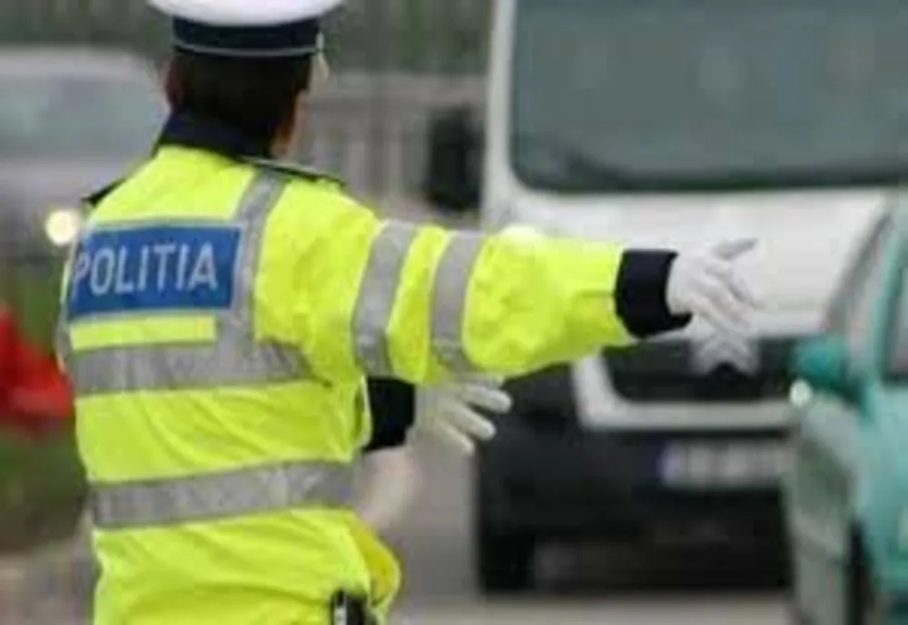 Șoferi beți sau fără permis la volan. Polițiștii au întocmit dosare penale
