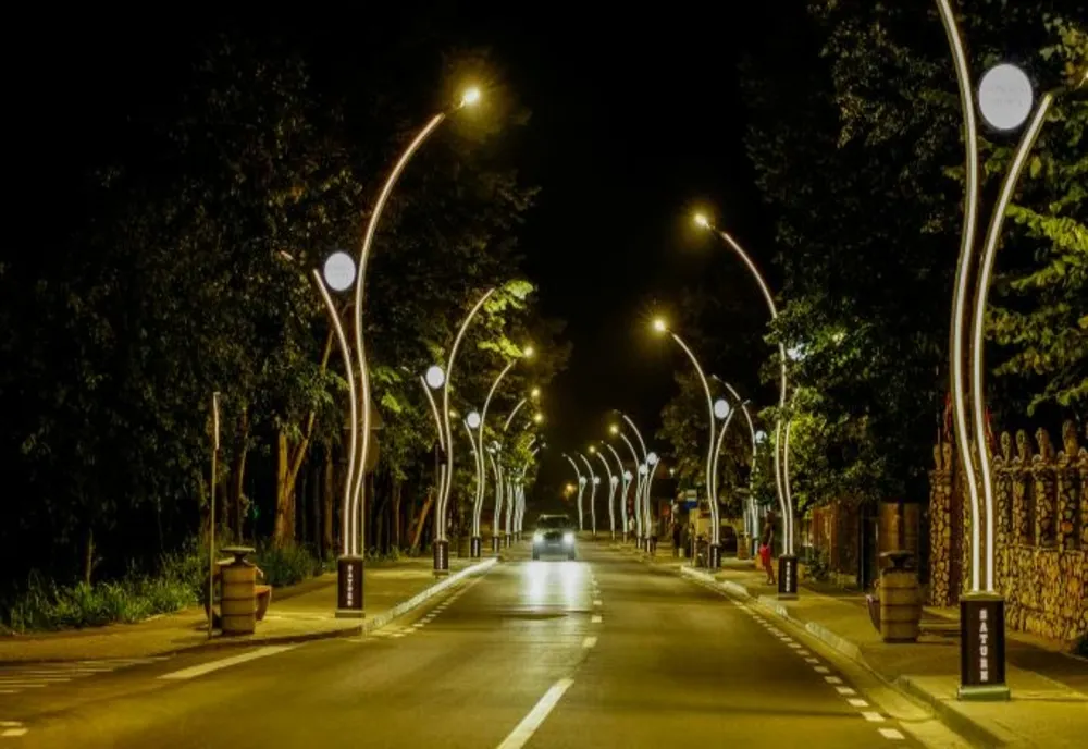 Sistem modern de iluminat public, pe străzile Mangaliei