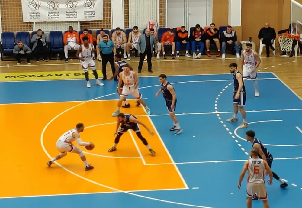 Baschetbaliștii de la CSM Galați au pierdut meciul din etapa a XII-a a LNBM cu CSM Athletic Constanța