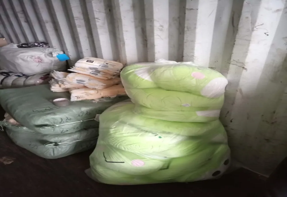 Bunuri contrafăcute în valoare de 425.000 lei, descoperite de poliţiştii de frontieră 