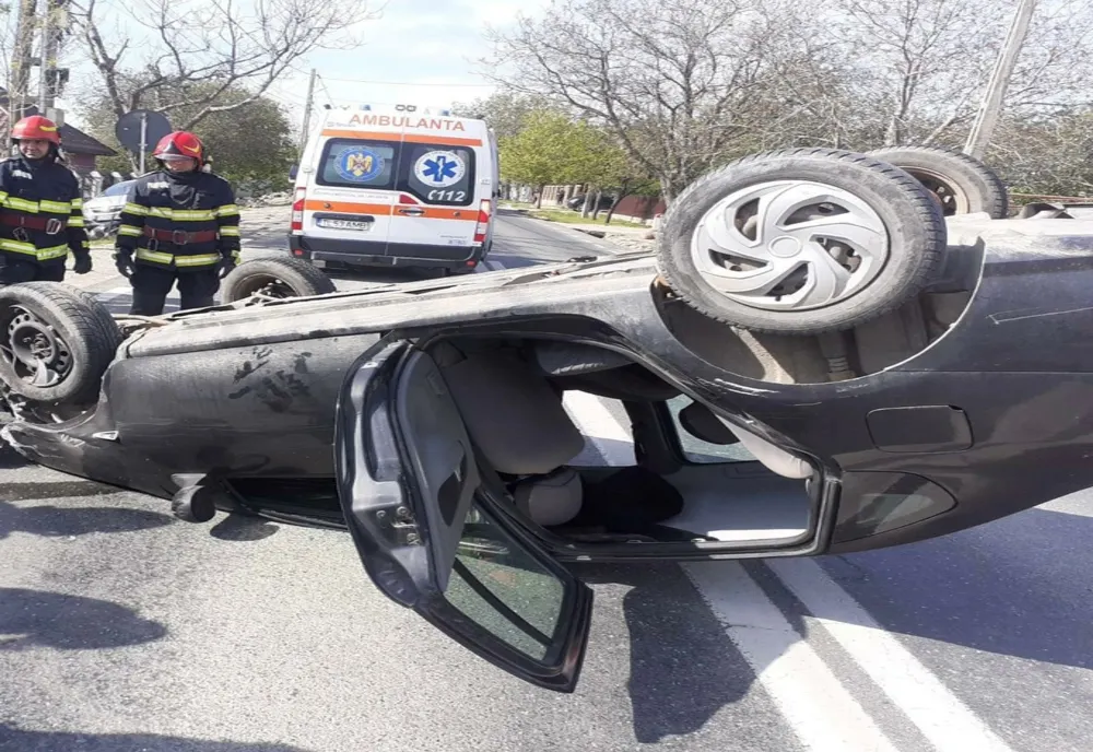 Accident grav cu victimă încarcerată. Intervine elicopterul SMURD