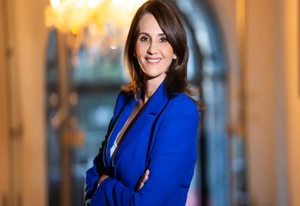 ANCA ALEXANDRESCU: ”TRAIAN BĂSESCU ESTE ÎNTRUCHIPAREA STATULUI PARALEL”