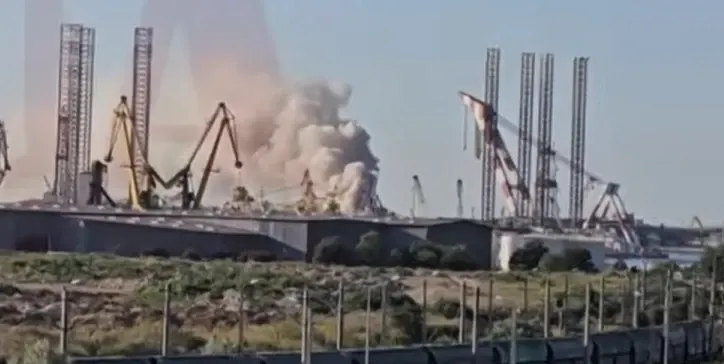 Incendiu puternic în portul Agigea. A fost emis mesaj Ro-Alert