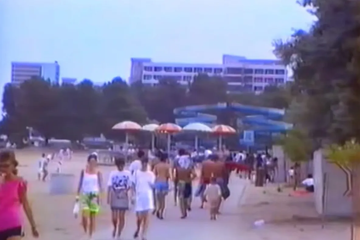 Litoralul românesc în 1991: Cum arătau Mamaia, Neptun și Constanța după Revoluție | VIDEO