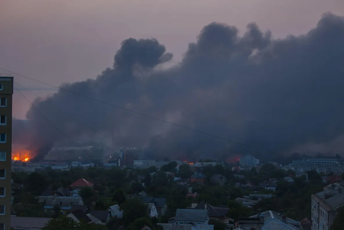 Atac masiv cu rachete și drone la Kiev: cel puțin patru morți