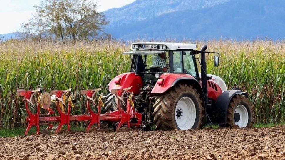 Fermierii ar putea cumpăra motorină cu 4 lei litrul. Ministrul Agriculturii: „Voi propune un mecanism și îl vom aproba în Guvernul României”