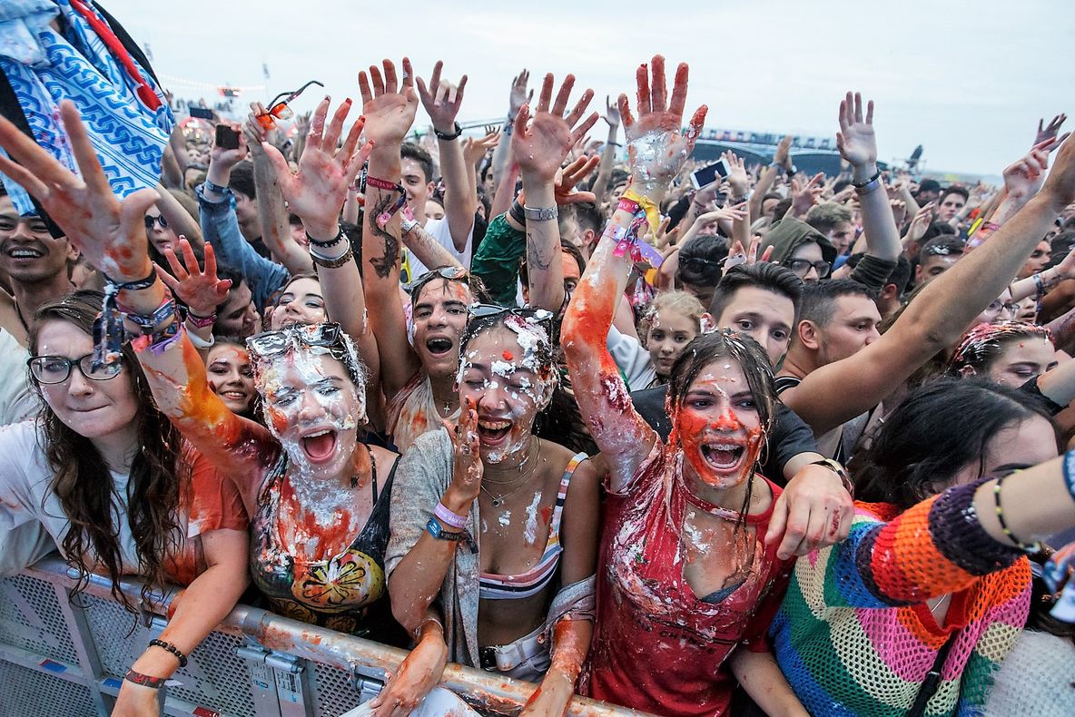 Voluntarii se pot înscrie de astăzi pentru festivalul NEVERSEA