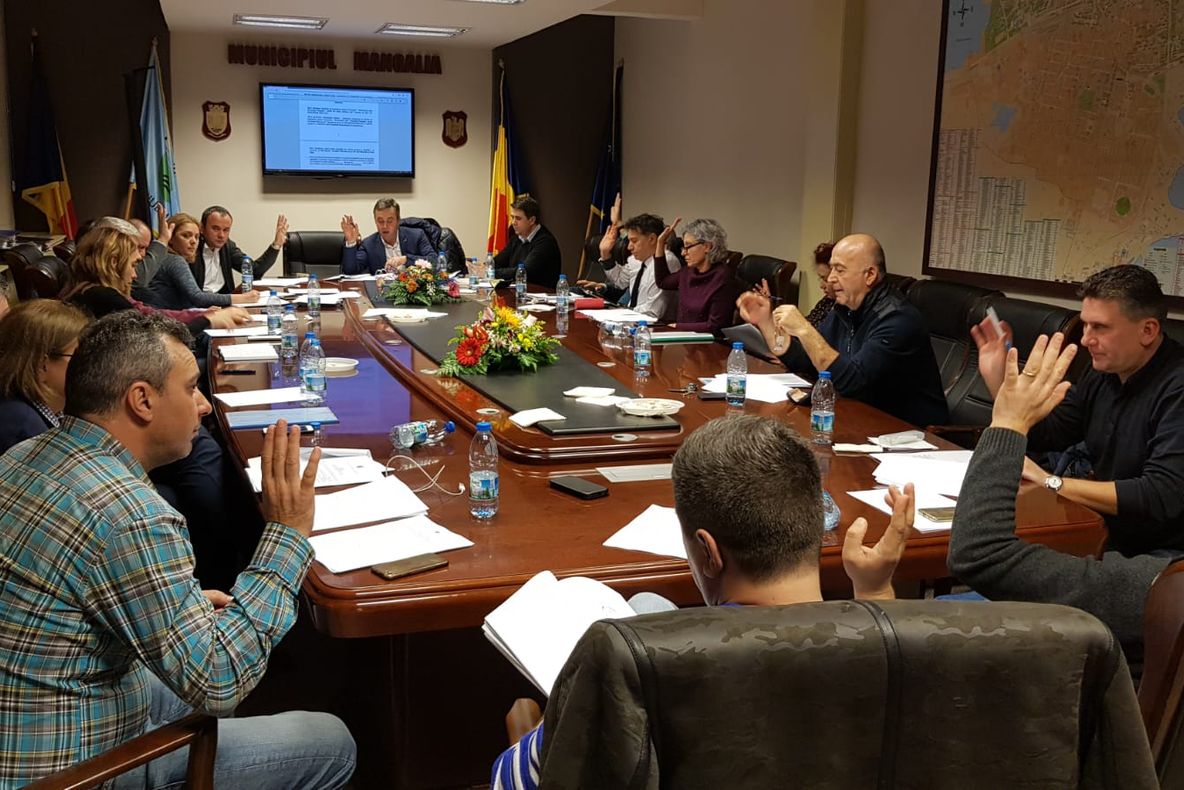 Înființarea unor locuri de joacă în Mangalia, în atenția consilierilor locali