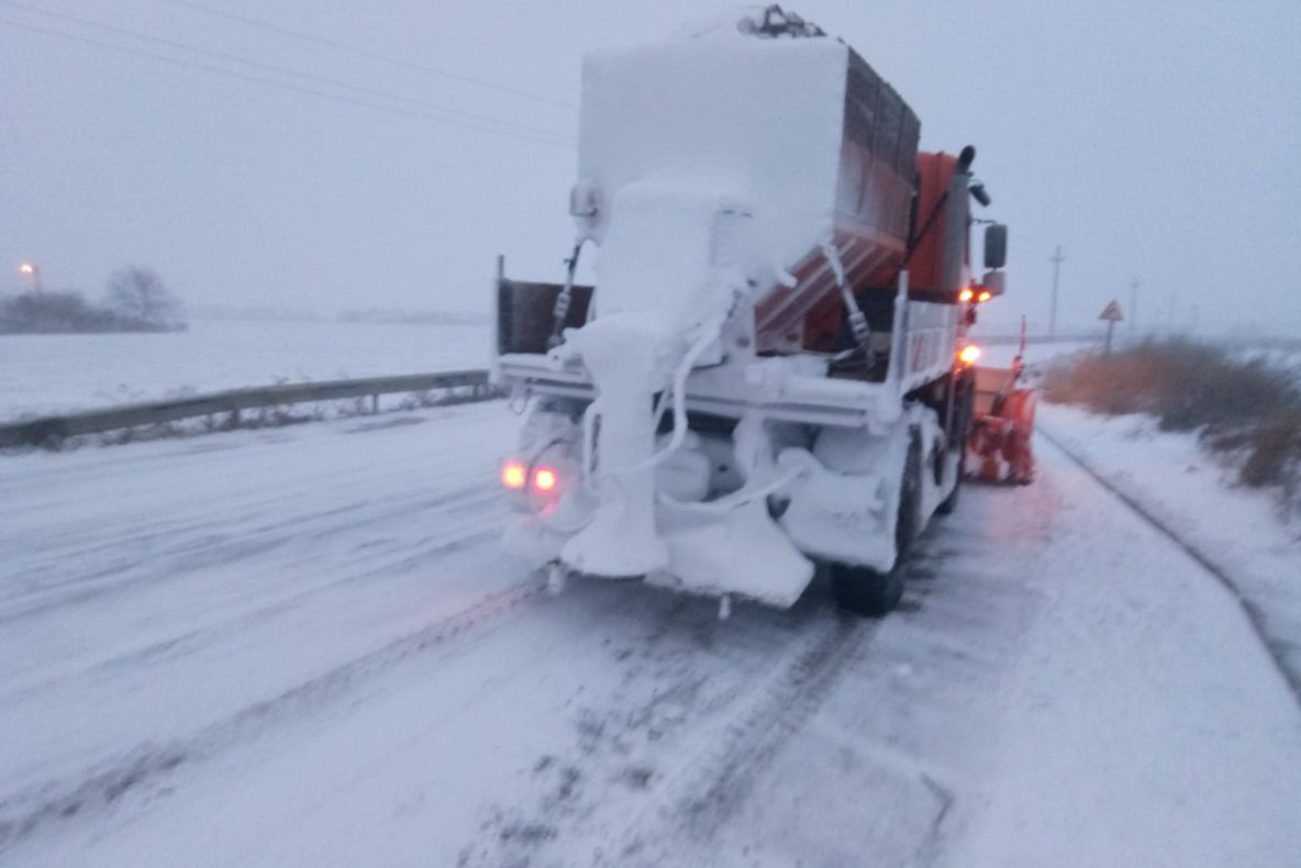 Ploi, lapoviță și ninsori, în următoarele zile în Dobrogea