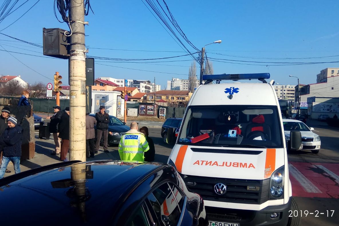 FOTO VIDEO| Accident rutier provocat de un șofer beat