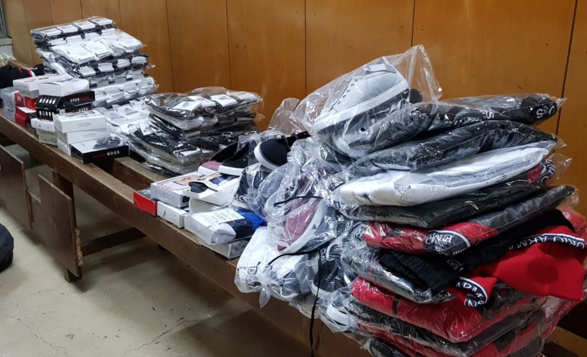 Bunuri contrafăcute, de peste 7.000 de lei, descoperite la Vama Veche