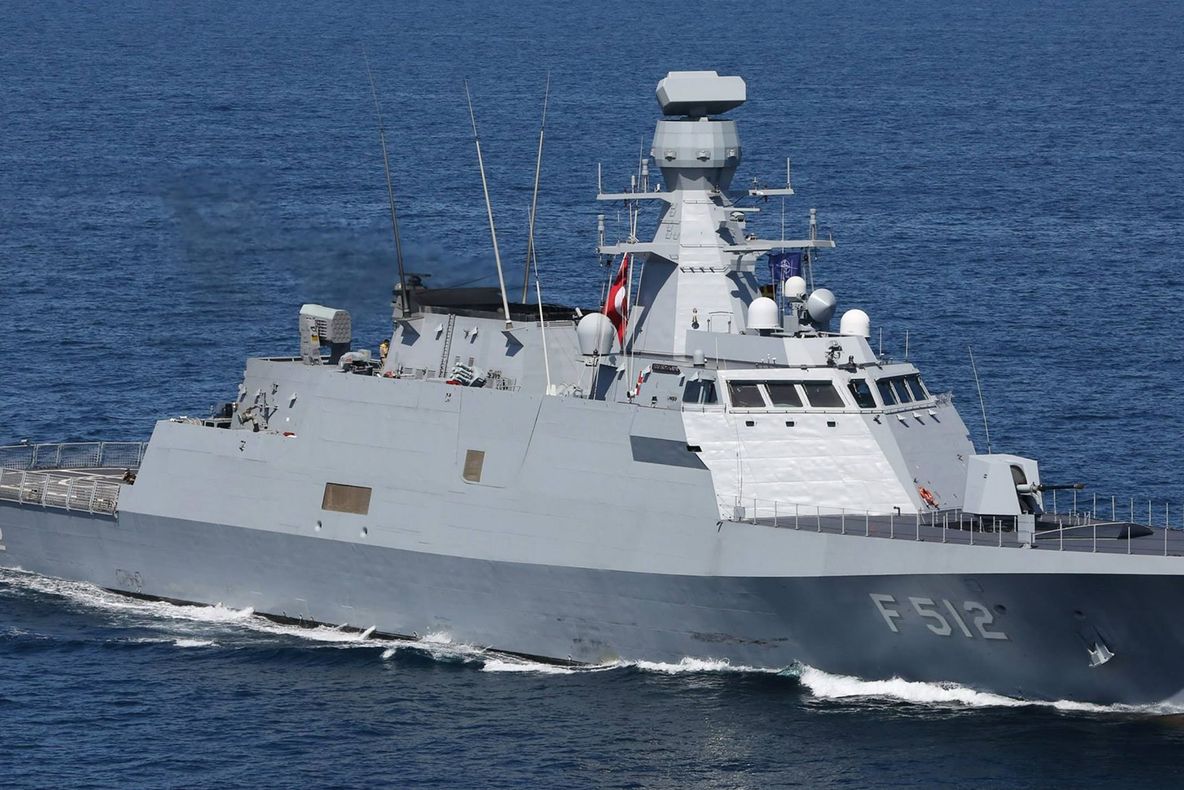 Corvetă turcească în vizită în portul Constanța