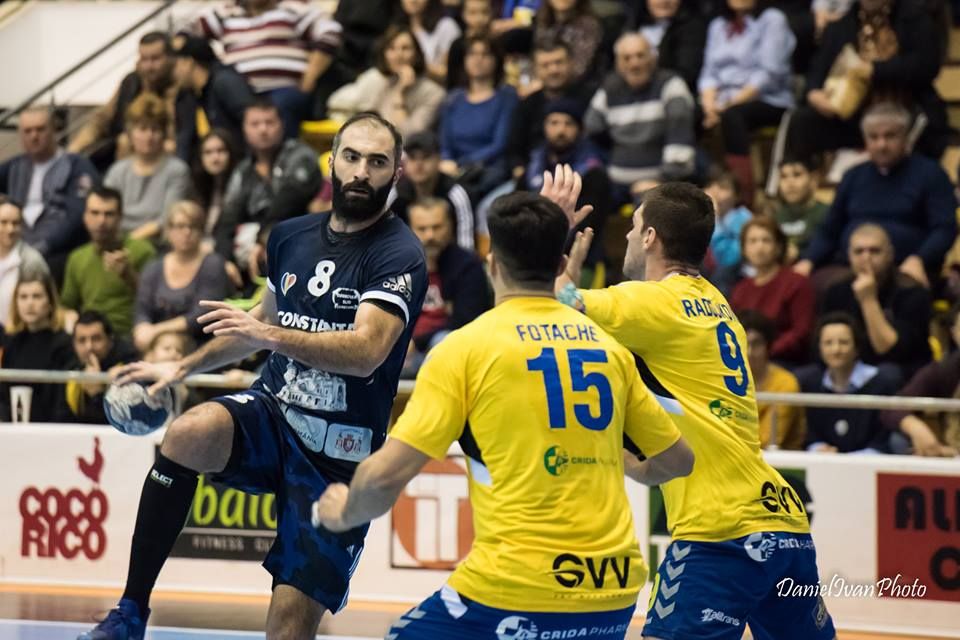 Trei victorii din trei meciuri în play-off. HC Dobrogea Sud - Dunărea Călărași 27-22