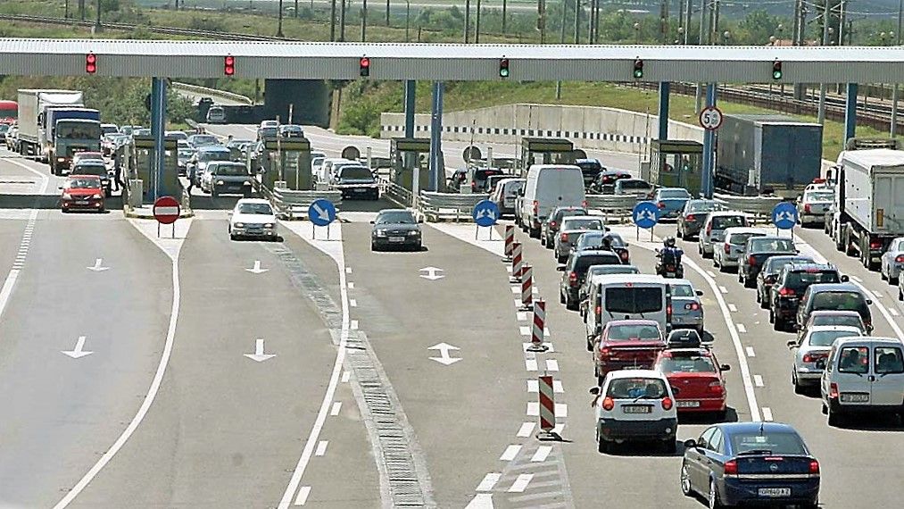 Măsuri de fluidizare a traficului pe A2, în zona Agenției de Încasare Fetești