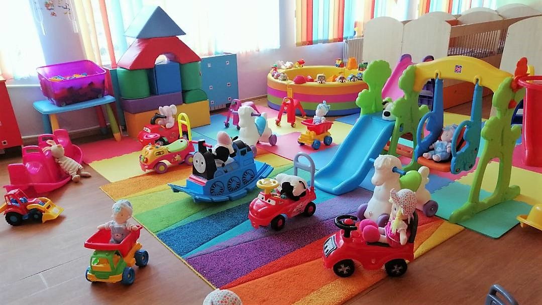 Cercetare disciplinară în cazul îngrijitoarelor de la creșa din Năvodari