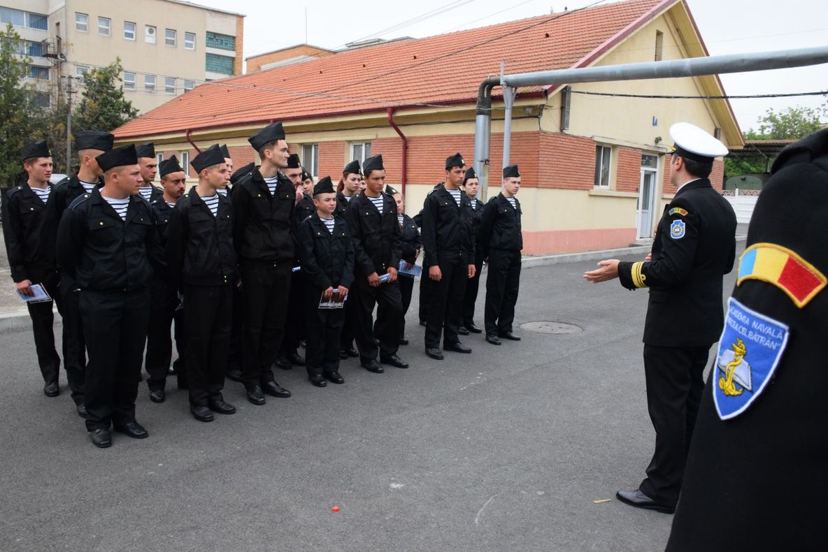 20 de elevi din județul Vaslui participă la programul „Cadet în Forțele Navale Române”